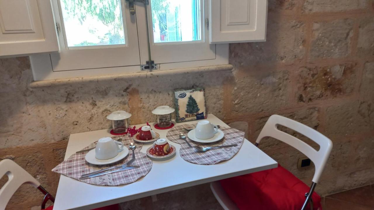 مبيت وإفطار مولا دي باري Villino Tronchetto Bianco المظهر الخارجي الصورة
