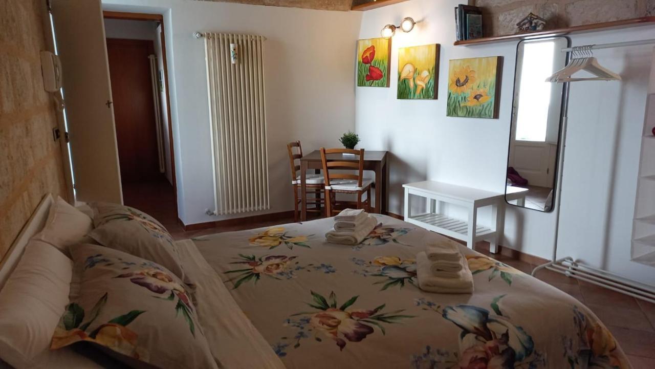 مبيت وإفطار مولا دي باري Villino Tronchetto Bianco المظهر الخارجي الصورة